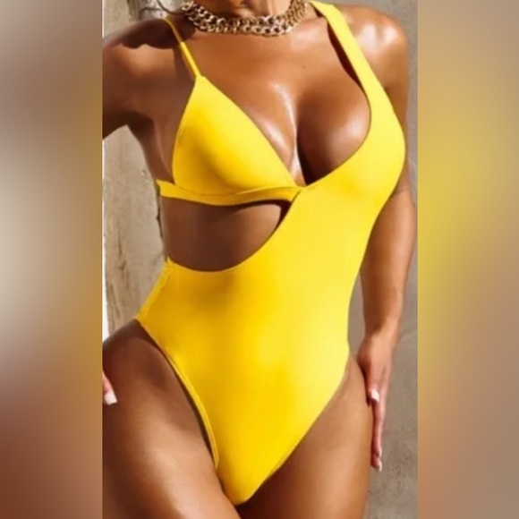 Matte Swim Women’s Sz XL Monokini One Piece Thong Bathing Suit Yellow - Picture 4 of 4